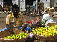 India - Koyambedu Market - Faces 17